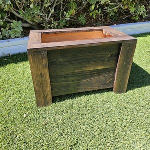 Fioriera rustica in cedro color espresso! 21"×14"×14"