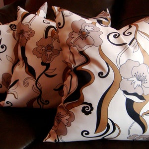 Decorative Pillow Cover - Carver &quot;Floral Graphite&quot; 18x18 inch.