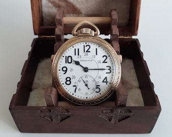 Antique, Serviced, Railroad Hamilton Grade 992 B, 21 Jewel pocket watch. 1949 with wood box and stand.