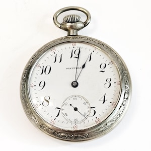 Antico orologio da tasca Waltham con 17 rubini, revisionato, 1926