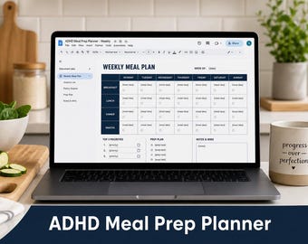 Puede incluir: Una pantalla de portátil que muestra una plantilla digital de planificador de comidas semanal titulada ADHD Meal Prep Planner. El documento presenta una cuadrícula para desayuno, almuerzo, cena y meriendas, con secciones para prioridades.