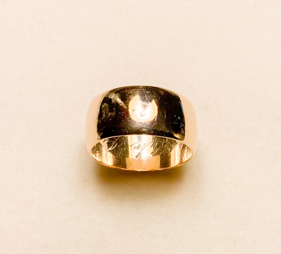 Antique Victorian Gold Wedding Band