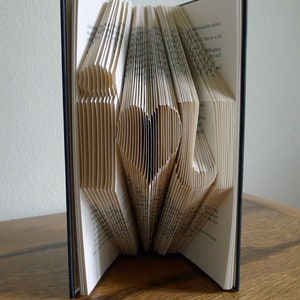 Anniversary Gift - Boyfriend / Girlfriend Gift  - Handmade - Paper Anniversary - i love u - Recycled Folding Book Art