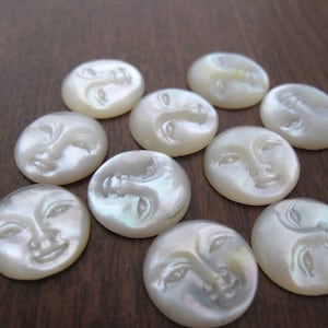 25 mm  Hand Carved Moon Face Cabochon with Open Eyes,  Mother of Pearl, Cabochon for Setting B8519