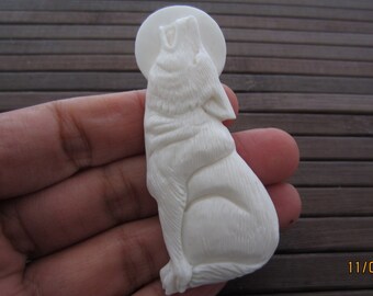 Excellent Howling Wolf, Ox Bone Carving,  Not-Drilled, Jewelry making Supplies,B4777