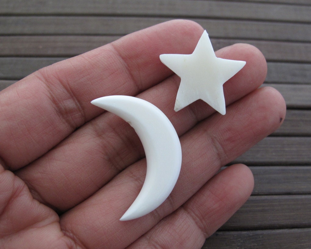 Bone moon and star necklace discount