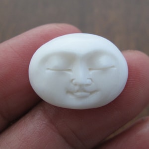 Gorgeous Oval  Face Cabochon (20mm x 15mm), Closed Eyes,  Hand Carved Bone Cabochon B8269