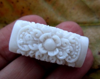 Beautiful Hand carved  Exotic Flower, Balinese traditional carving , Jewelry making Supplies B6658