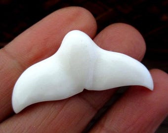 Beautiful Hand carved buffalo bone  Whale tail , side drill, buffalo Bone carving, Pendant, Jewelry making Supplies B4272