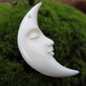 Reversible Double-Sided Moon Closed-Eyes Crescent Pendant Bead, Bone Bead, DRILLED, Jewelry making supplies B3780