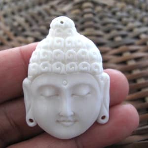 Beautiful BUDDHA Pendant, Bone Carving, DRILLED, Flat-Backed, Jewelry making Supplies B3408