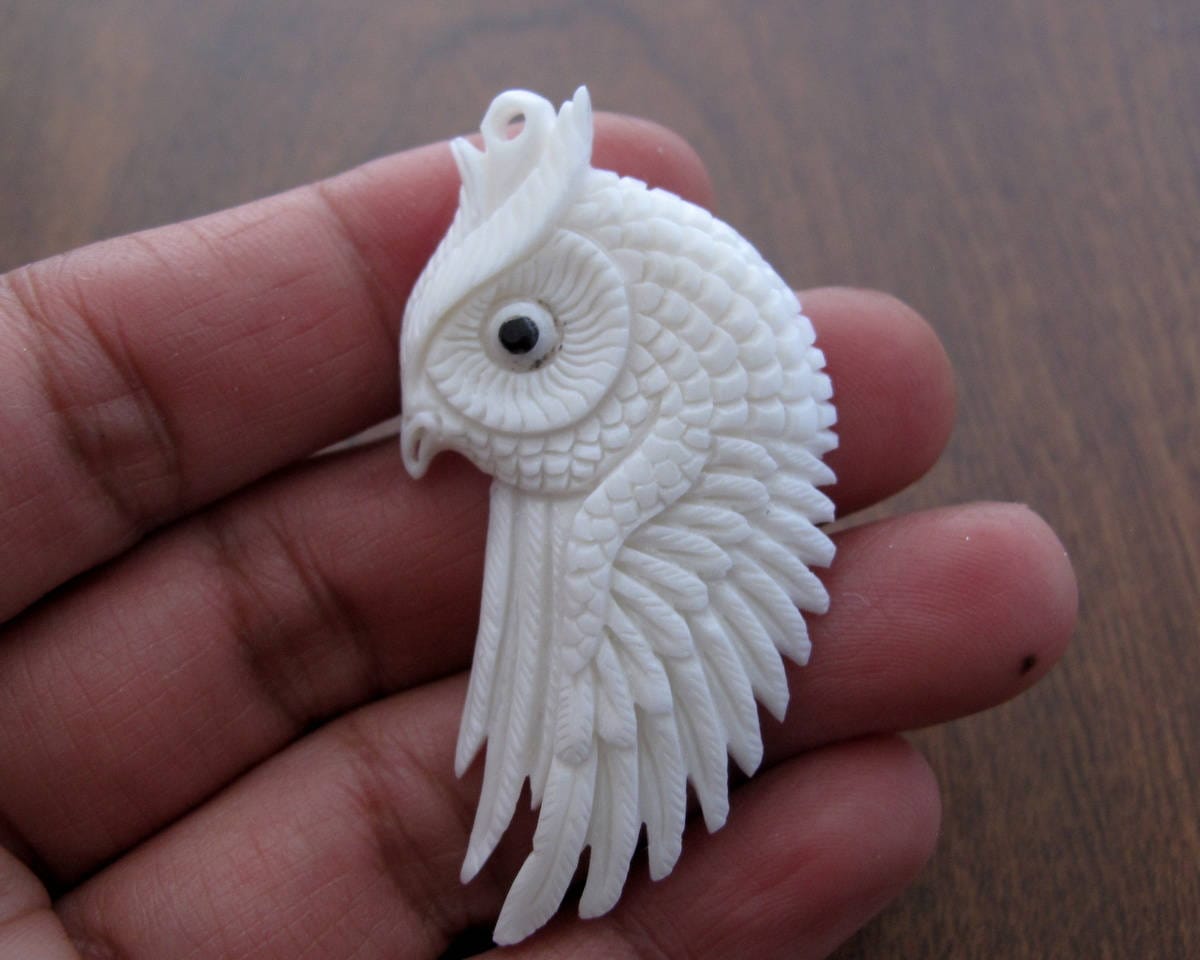 Excellent Hand Carved Owl Pendant, Drilled, Focal piece, Organic, Jewelry making Supplies B6976