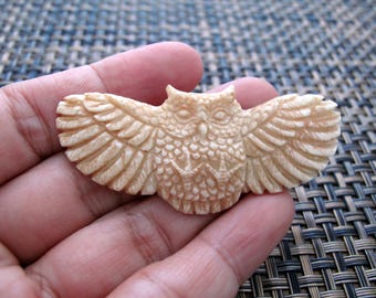 Antiqued look  Hand Carved flying Owl cabochon,buffalo bone carving ,  Jewelry making Supplies B8548