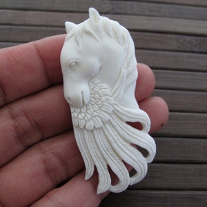 Hand carved horse in buffalo bone, Jewelry Supplies B6188 image 3