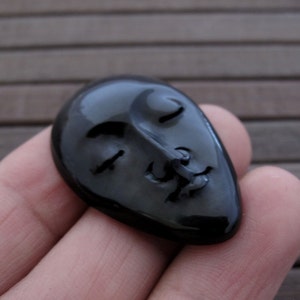 Oval face cabochon with closed eyes , Buffalo horn Carving, Embellishment, Cabochon for setting B5355