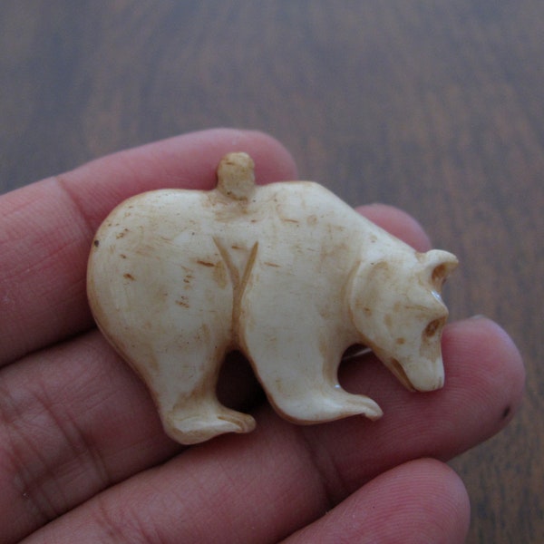 Antique look Beautiful carved Bear Pendant , Buffalo bone carving, Jewelry making Supplies B5890