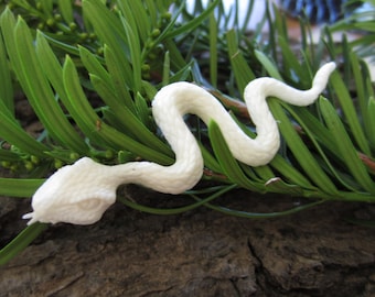 Amazing Detail  Carved Rattle Snake, Focal pendant, serpent  Bone bead, Jewelry making Supplies B3463