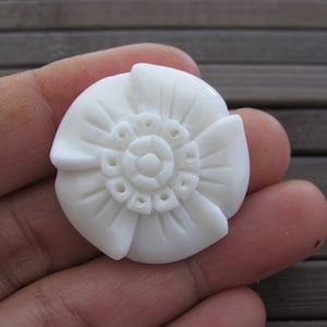 Hand carved tropical flower, Buffalo Bone Carving, Jewelry making Supplies B6389 image 1