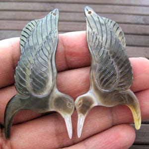 Pair of Hand Carved Humming bird,MOP , Drilled hummingbird,  Earrings. Focal component, Natural  B3242