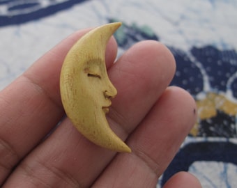 Beautiful  Jackfruit wood  carving , Crescent moon, Half moon, double sided, Jewelry making supplies B6536