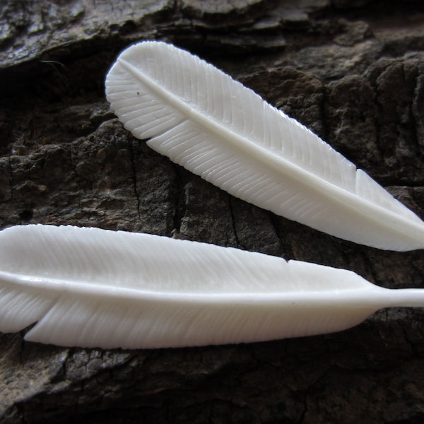 Gorgeous Pair Carve Feather , Embellishment, Bone carving,  drilled ,Jewelry making Supplies B4331