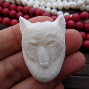 Excellent Hand carve Wolf head , water buffalo  bone carving, Jewelry making Supplies,B5780