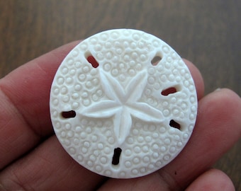 Hand carved  Sand Dollar , Buffalo bone carving,Jewelry making Supplies B8262- 30mm