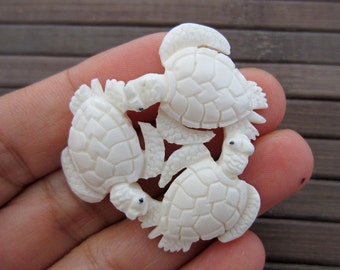 Beautiful detail  carved three  Little Turtle, Buffalo Bone carving, Jewelry making Supplies B3602