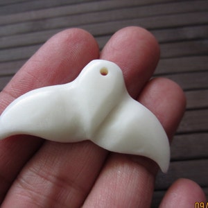 AAA Beautiful Hand carved  buffalo bone carving Whale,  Pendant, Jewelry making Supplies B3701