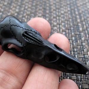 NEW ARRIVAL Hand carved Raven pendant, Side drill,  Men choker, Buffalo horn Carving,Pendant Beads,Jewelry making Supplies B8661