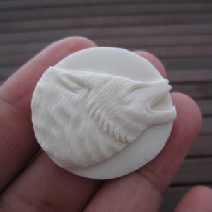 Excellent Hand carve Wolf head , cabochon,totem, Ox bone carving, Jewelry making Supplies,B4069 image 1
