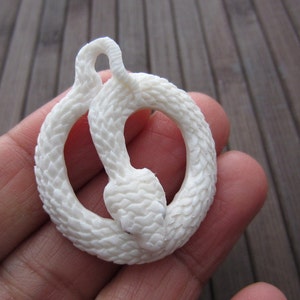 Amazing Detail Carved Snake, pendant , Rattle snake , Bone carving, Jewelry making Supplies B3711