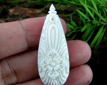 Drill Small size  Balinese Flower Motif, Teardrop, Buffalo Bone Carving, Flat back, Ideal for Pendant, Jewelry making supplies B7916