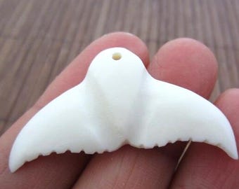 AAA Beautiful Hand carved  buffalo bone Whale pendant , Buffalo Bone carving, Pendant, Jewelry making Supplies B4532