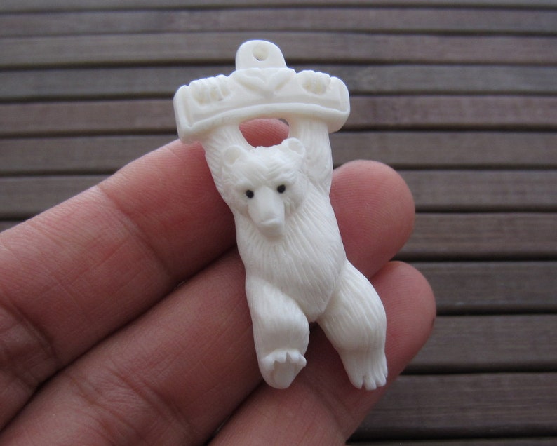 Gorgeous carved Little Bear Pendant , Buffalo Bone carving, Jewelry making Supplies B5349 image 1