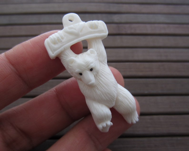 Gorgeous carved Little Bear Pendant , Buffalo Bone carving, Jewelry making Supplies B5349 image 2