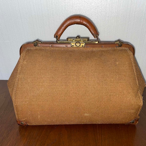 Vintage Doctor's Gladstone Bag with woven exterior