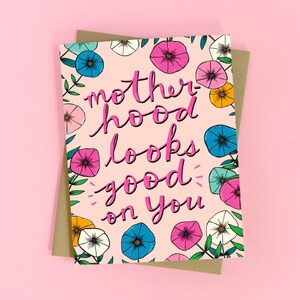 Tarjeta para el Día de la Madre - Tarjeta para mamás primerizas - Tarjeta de felicitación para el Día de la Madre - Tarjeta para el primer Día de la Madre - La maternidad te sienta bien