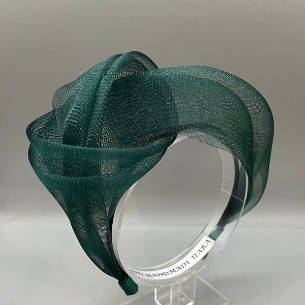 Green fascinator knot headband, forest green headpiece for a wedding guest, mother of the bride, races headwear, ladies day