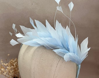 Baby blue feather headband fascinator, Races headpiece, mother of the bride headpiece, light blue fascinator headband