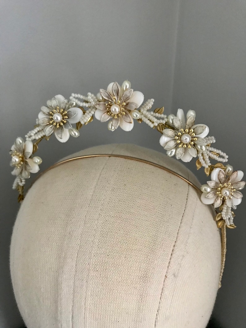 1940s bridal headband Gold or Silver Wild Romance. bridal halo crown 1930s style wedding headpiece antique style tiara