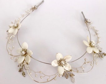 Floral vintage crown headband, wedding Tiara 70s style, Bridal crown, wedding headpiece, 1920s headpiece - art deco wedding Halo