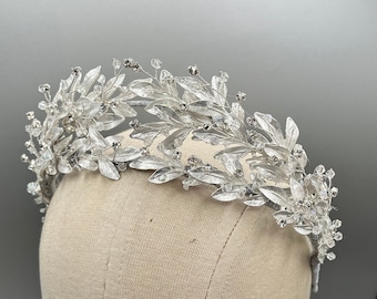 leaf wedding headband, leaves crown Royal vibe, wedding headwear, silver leaves headband, hair accessories, Boho bride headpiece