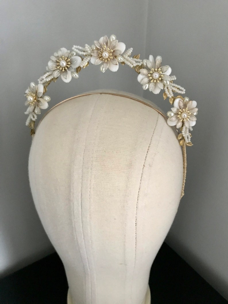 1940s bridal headband Gold or Silver Wild Romance. bridal halo crown 1930s style wedding headpiece antique style tiara