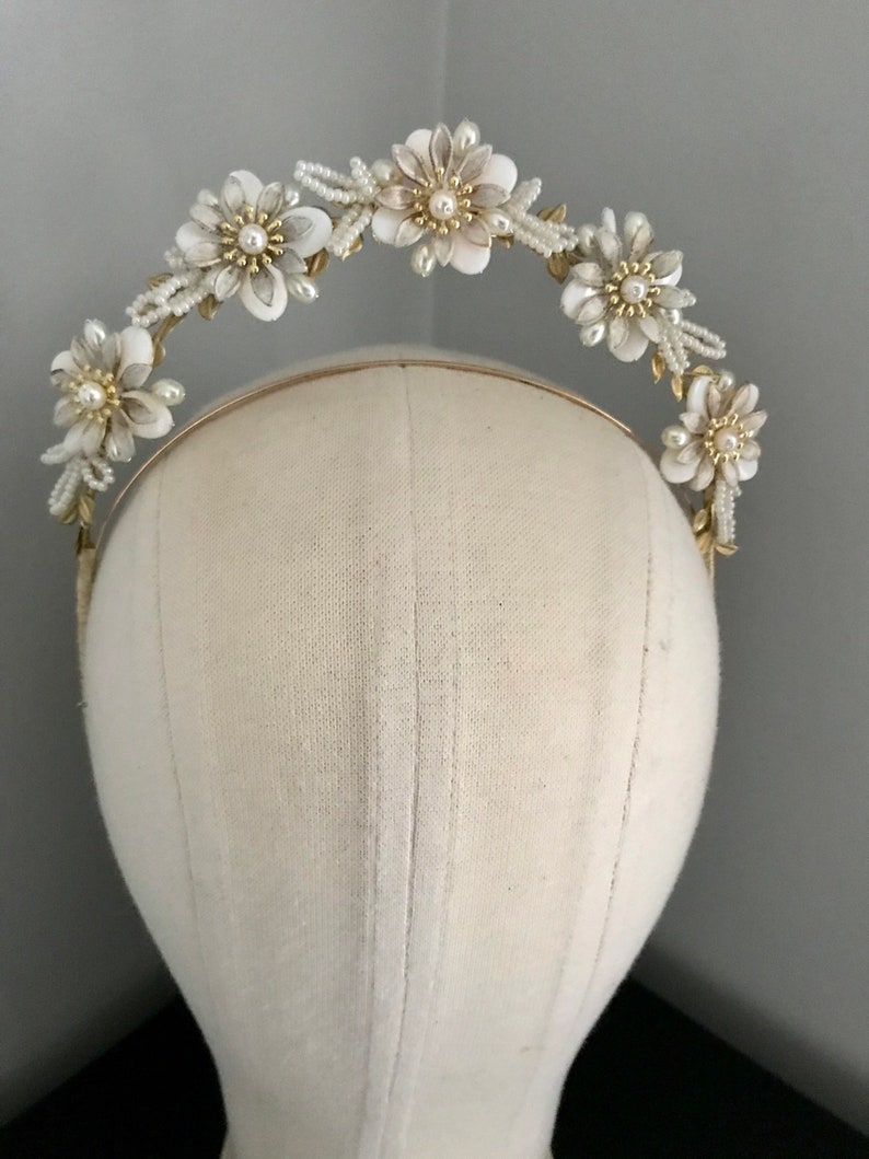 1940s bridal headband Gold or Silver Wild Romance. bridal halo crown 1930s style wedding headpiece antique style tiara