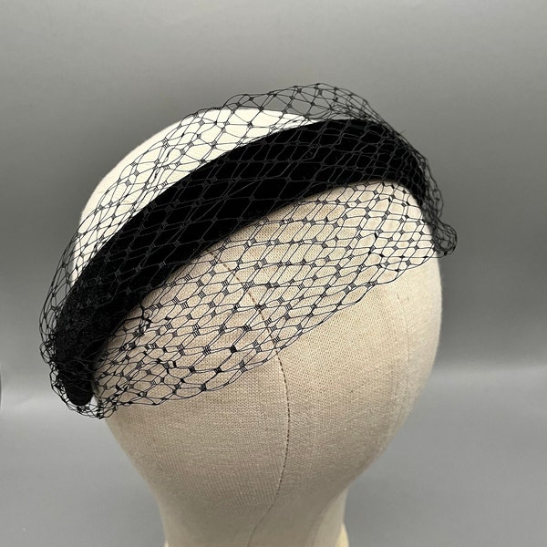 Fascinator Elegant Black Knot Headband - Perfect for Races or Mother of the Bride, Wedding Guest Headwear