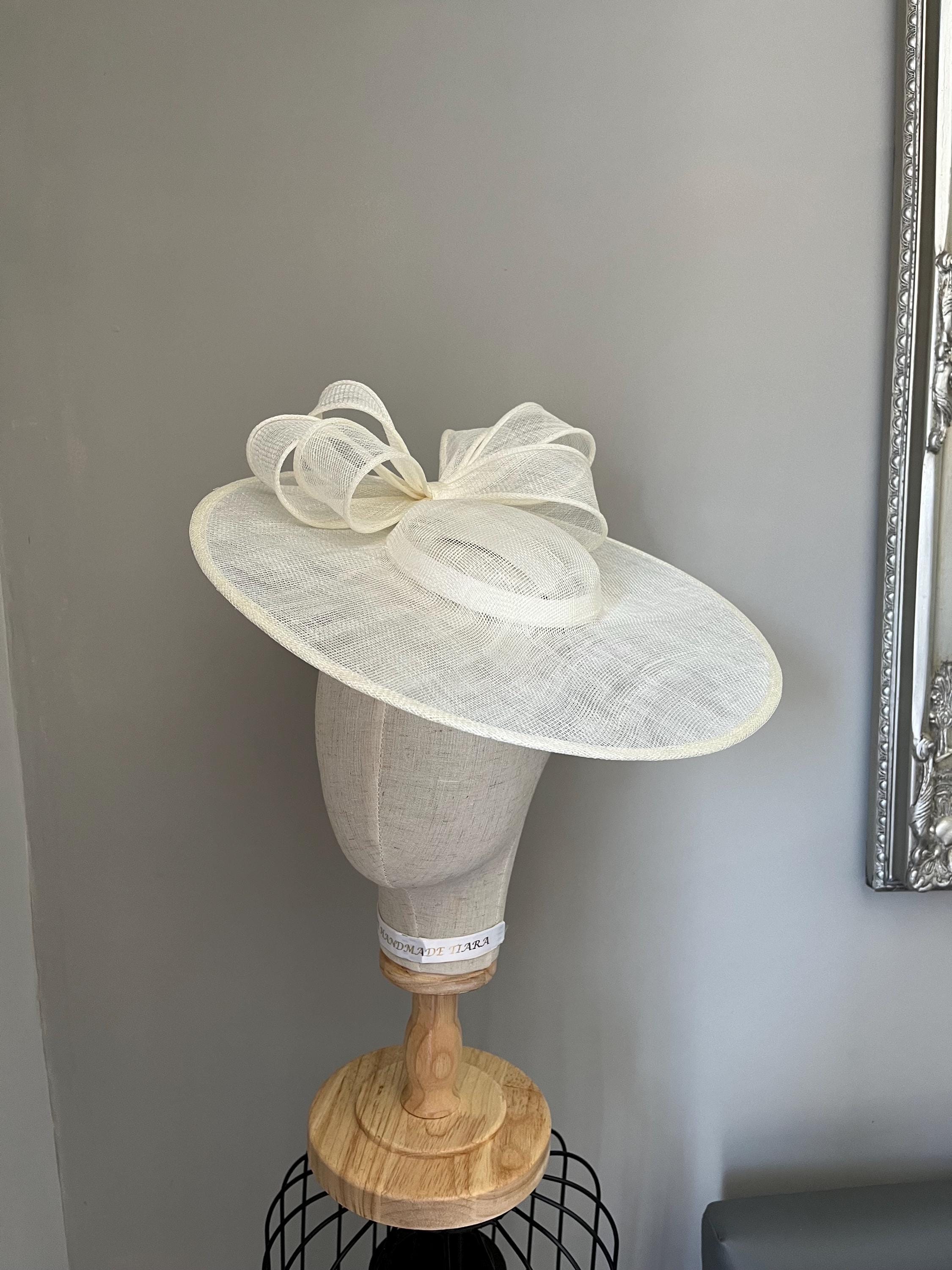 Straw Boater Fascinator - Etsy UK display picture 1