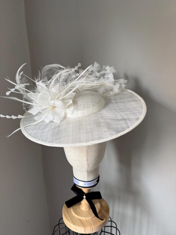 Stunning ivory hat Cleo Wool Felt Hat, Ivory – Everyday Chic Boutique main image 4
