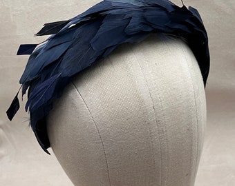 Navy blue feather headband fascinator, Races headpiece, mother of the bride headpiece, velvet fascinator headband- bridal headpiece