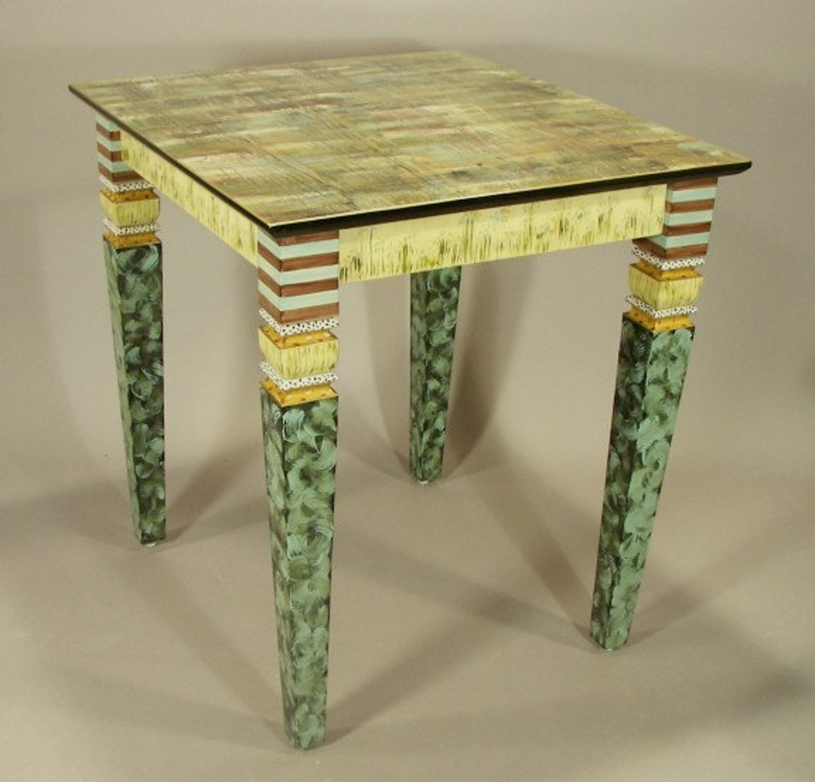 G Carved Leg End Table/lamp Table/side Table 24x22x25h Etsy